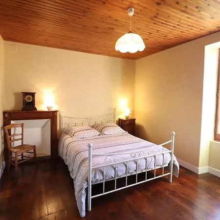 Tatil Evi Maison Renovee Avec Jardin, 3 Chambres, Cheminee Et Tv Pres De La Vallee Du Lot - Fr-1-742-368 *