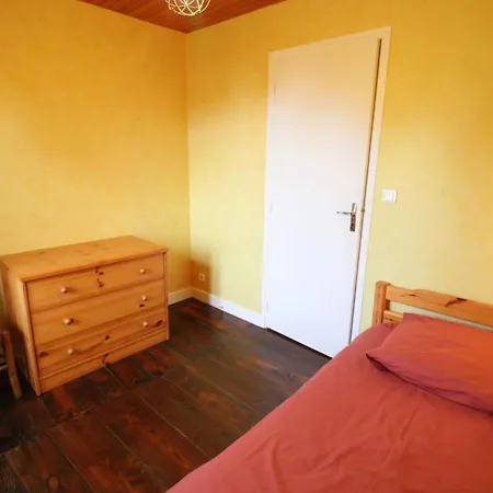 Tatil Evi Maison Renovee Avec Jardin, 3 Chambres, Cheminee Et Tv Pres De La Vallee Du Lot - Fr-1-742-368 Boisset (Cantal)