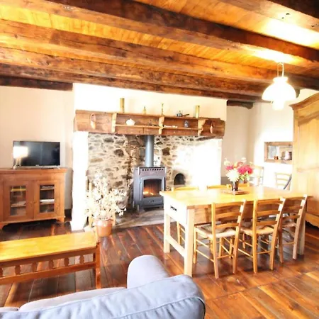 Maison Renovee Avec Jardin, 3 Chambres, Cheminee Et Tv Pres De La Vallee Du Lot - Fr-1-742-368 *
